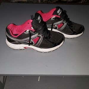 Women's Nike size 8